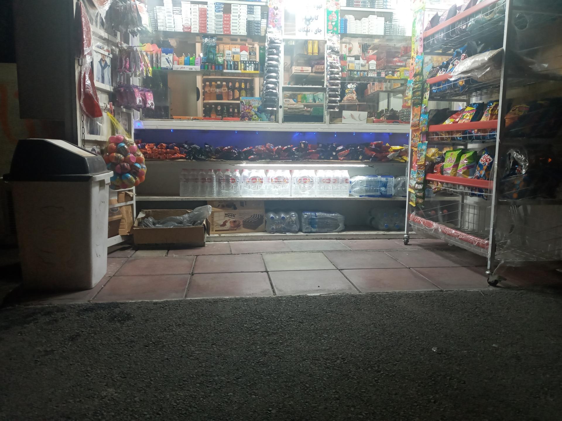 عکس دکه گلمحمدی