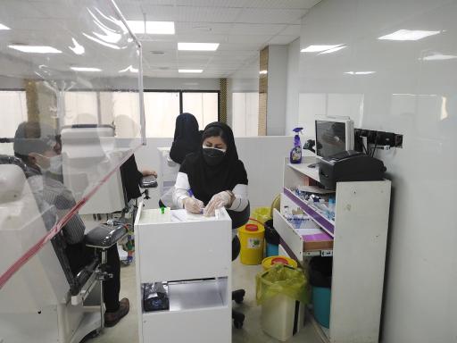 عکس آزمایشگاه پاتوبیولوژی دنا