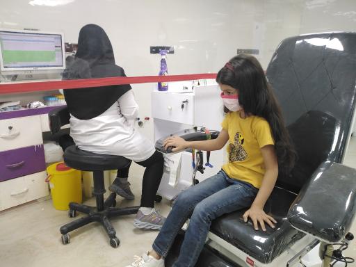 عکس آزمایشگاه پاتوبیولوژی دنا