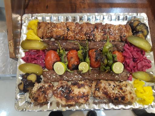 عکس رستوران پدیده شرق