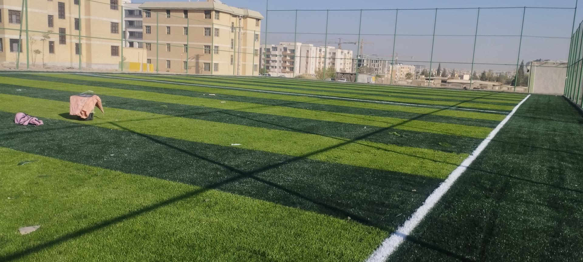 عکس چمن مصنوعی شهدای ارتش 