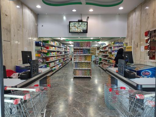 عکس فروشگاه تخفیفی بازار