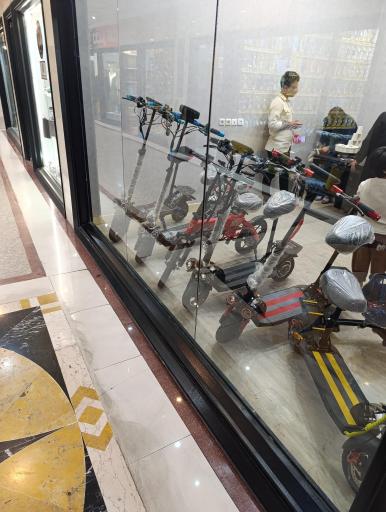 عکس فروشگاه اسکوتر برقی و دوچرخه برقی آکو