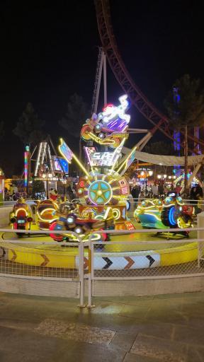 عکس شهربازی قهرمانان