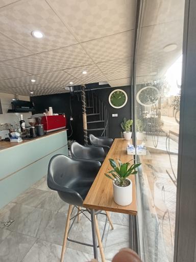 عکس کافه لوکاوه