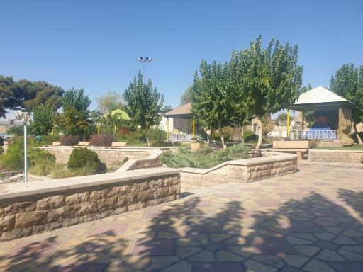 عکس بوستان زائر