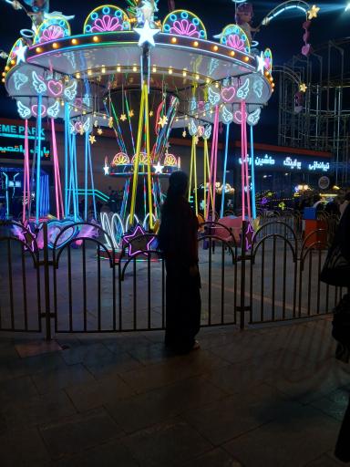 عکس شهربازی قهرمانان