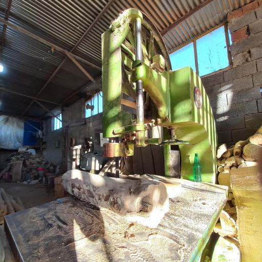 عکس کارگاه چوب بری بیدکی بجنورد