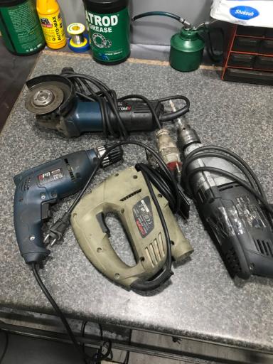 عکس تعمیرات ابزار ماکیتا