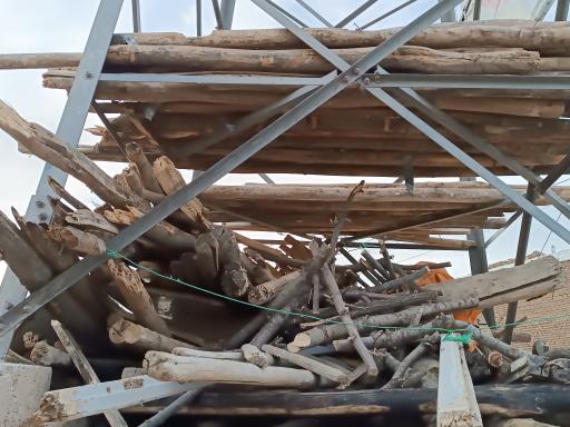 عکس چوب فروشی محسن 