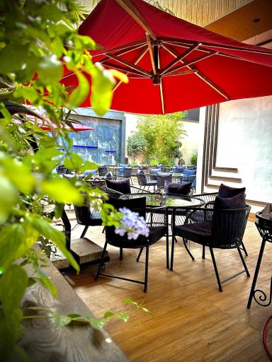 عکس کافه رستوران هتل اورین