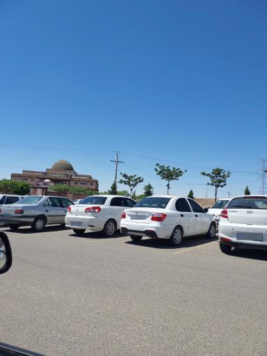 عکس پارکینگ دانشگاه علوم پزشکی 