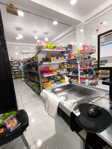 عکس تاج مارکت