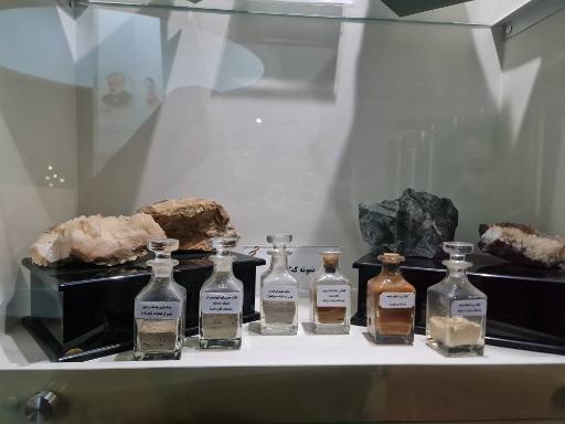 عکس باغ موزه دفاع مقدس