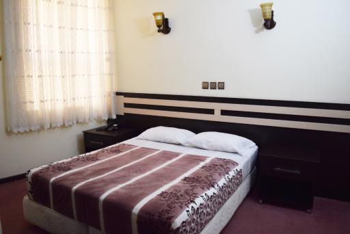 هتل آپارتمان ایرانیکا