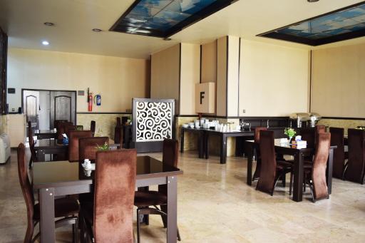 عکس هتل آپارتمان ایرانیکا