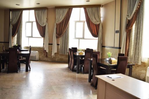 عکس هتل آپارتمان ایرانیکا