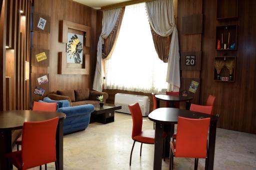 عکس هتل آپارتمان ایرانیکا