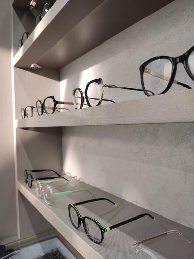 عکس عینک سازی تابش اپتیک(شایان)