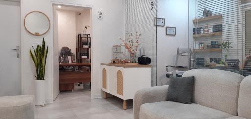عکس مرکز پوست و لیزر آتریسا