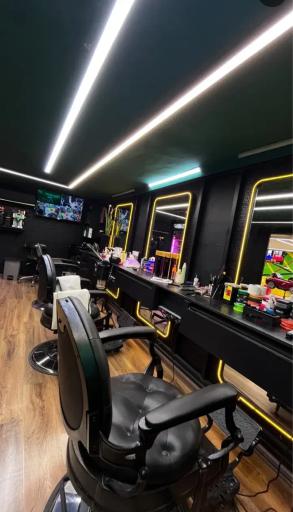 عکس آرایشگاه بزرگسال و کودک آرین استایل