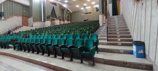 عکس سالن آمفی تئاتر تربیت 