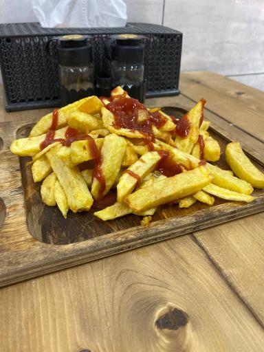 عکس کافه فست فود ایفل