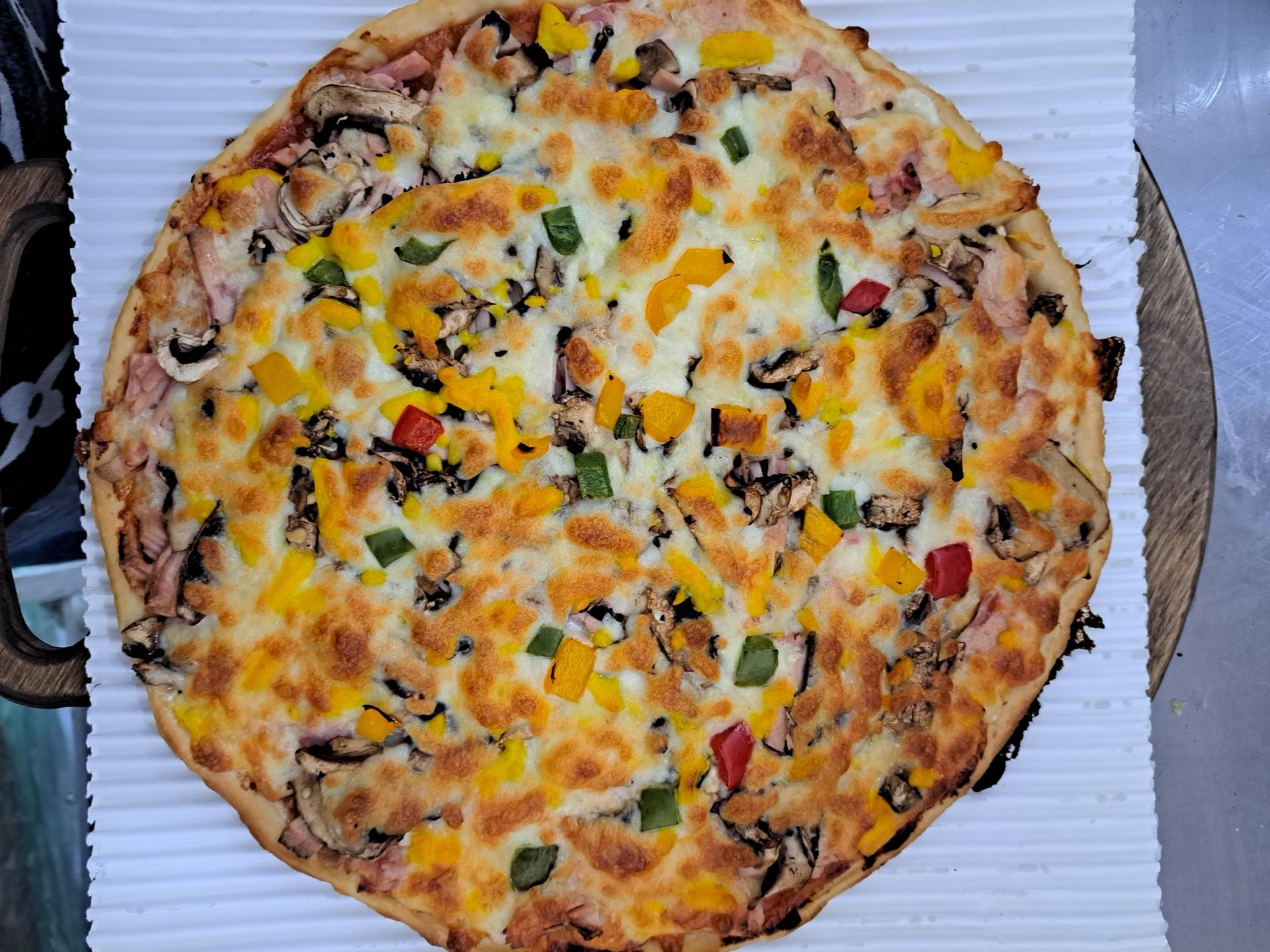 عکس کافه فست فود ایفل