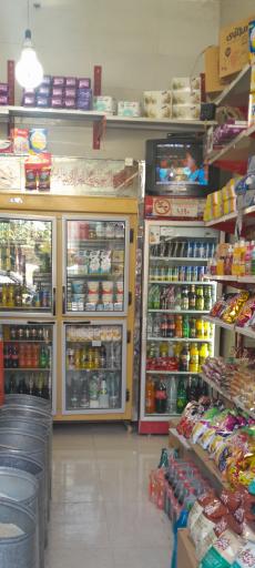 عکس سوپر مارکت شبنم