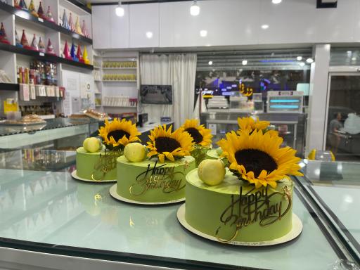 عکس شیرینی سرای پانیذ