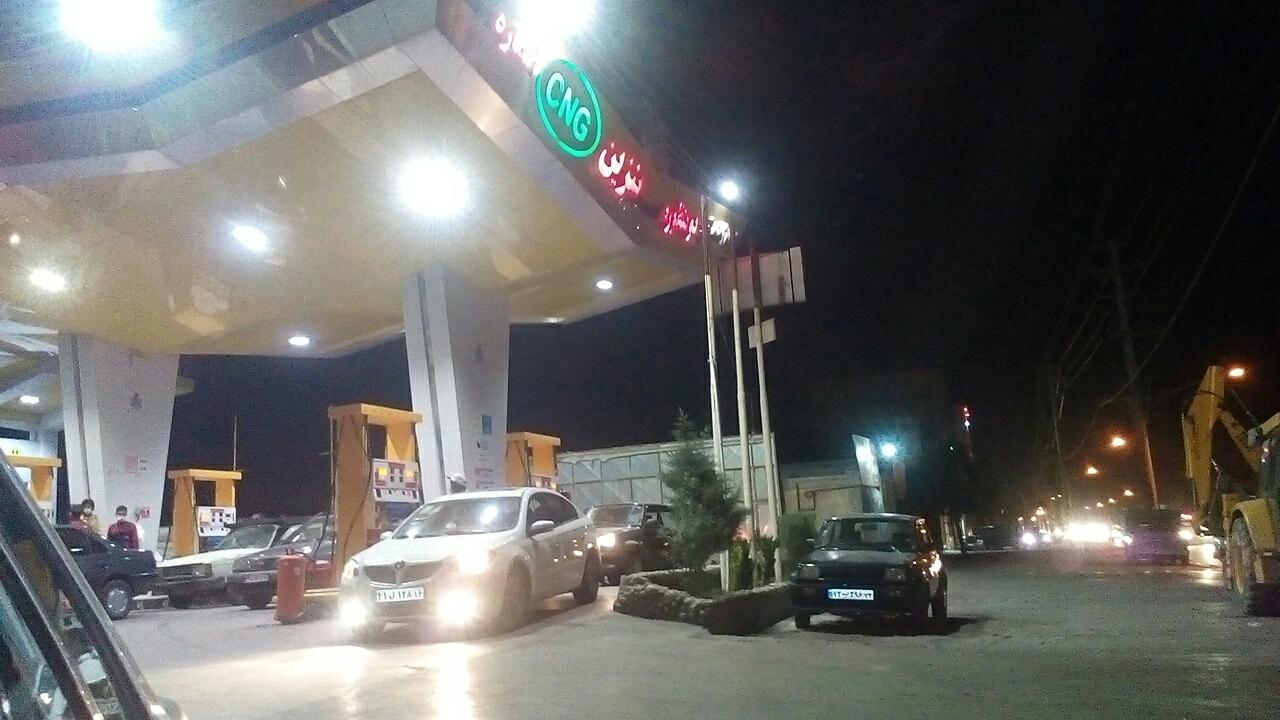عکس پمپ بنزین بلوار توس