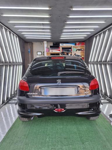 عکس کارشناسی و تشخیص رنگ خودرو قلی زاده