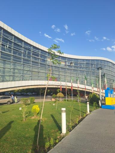 عکس پردیس سینمایی ملت