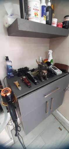 عکس سالن ارایشگاه مردانه جامی 