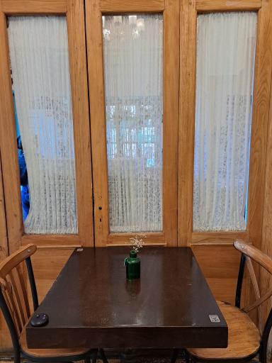 عکس کافه عمارت دل