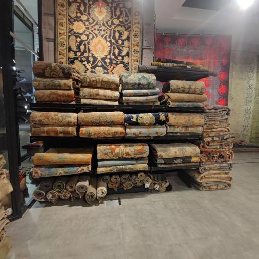عکس فرش مدرن امیرخیز (شعبه ایرانمال)