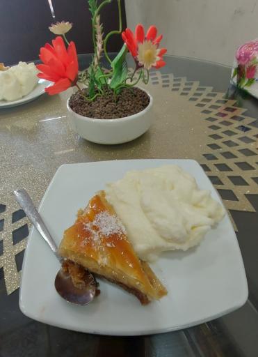 عکس بستنی سنتی عمو شاه نظر 