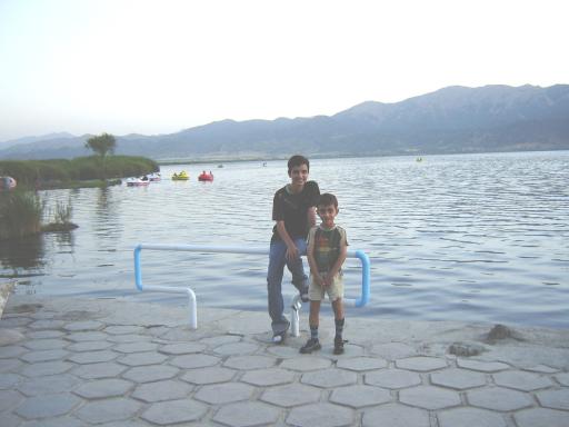 عکس دریاچه زریبار