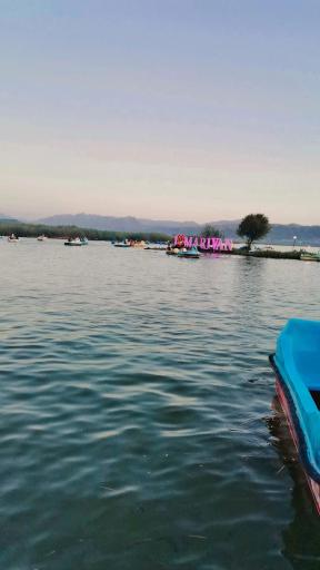 عکس دریاچه زریبار