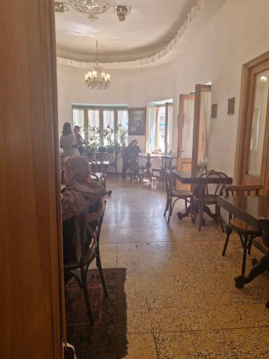 عکس کافه عمارت دل