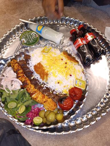 کافه رستوران شب شکن