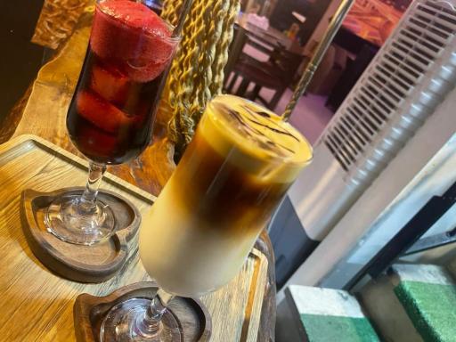 عکس کافی شاپ مدرن