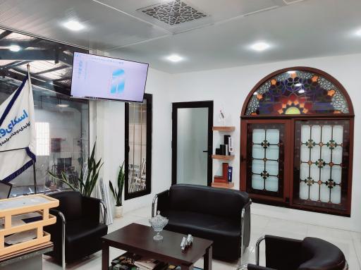 عکس درب و پنجره دوجداره اسکای وین واحدیان