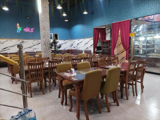 عکس کبابی حاج احمد