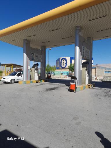 عکس پمپ گاز CNG