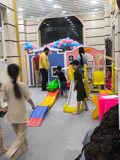 عکس خانه بازی شادی لند