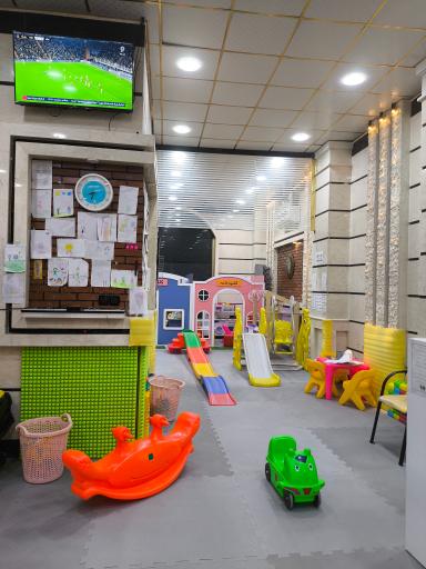 عکس خانه بازی شادی لند