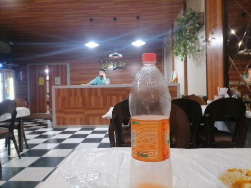 عکس رستوران بهارنارنج