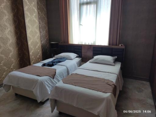 عکس هتل آپارتمان کوروش