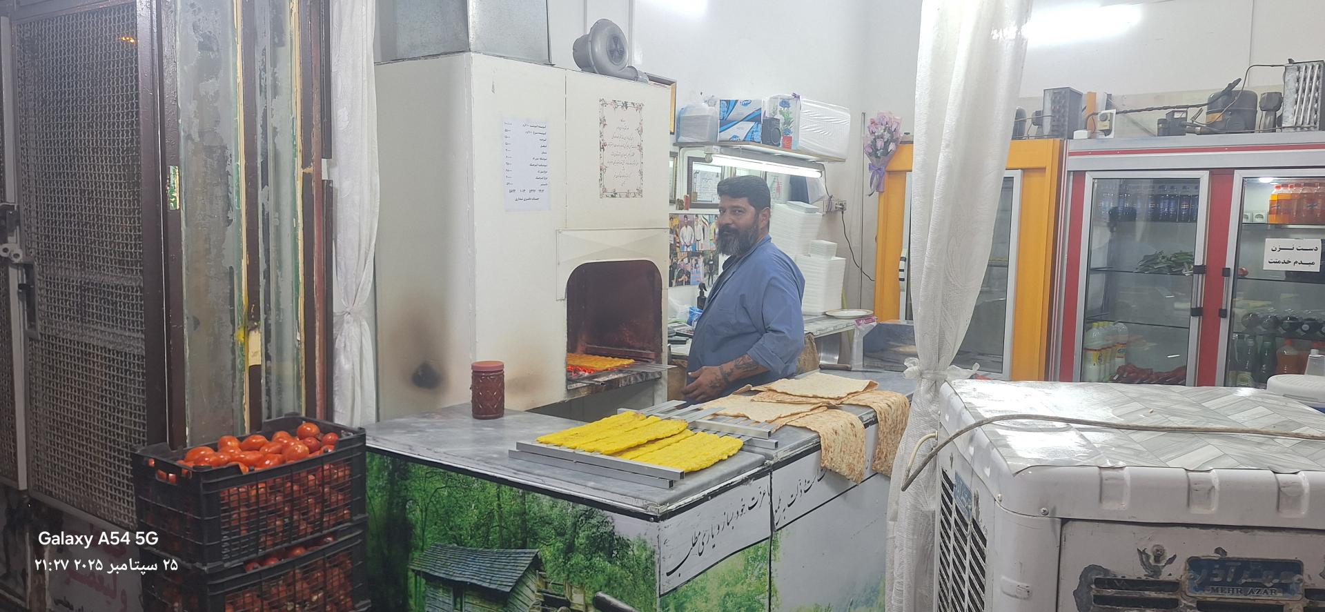 عکس کبابی مجید